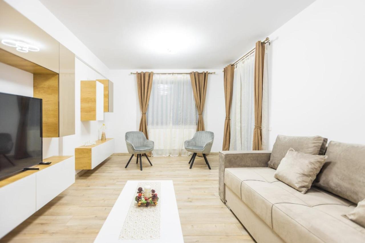 Brigitte Apartment Braşov Exterior foto